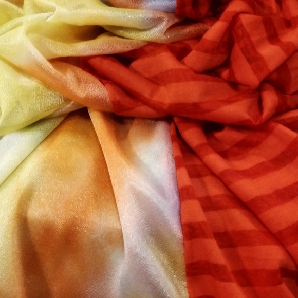 Infinity scarf - Picture 2 of 3